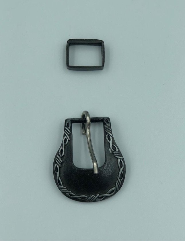 Fivela Zamac Arame Oxidada c/ Passador(17mm)